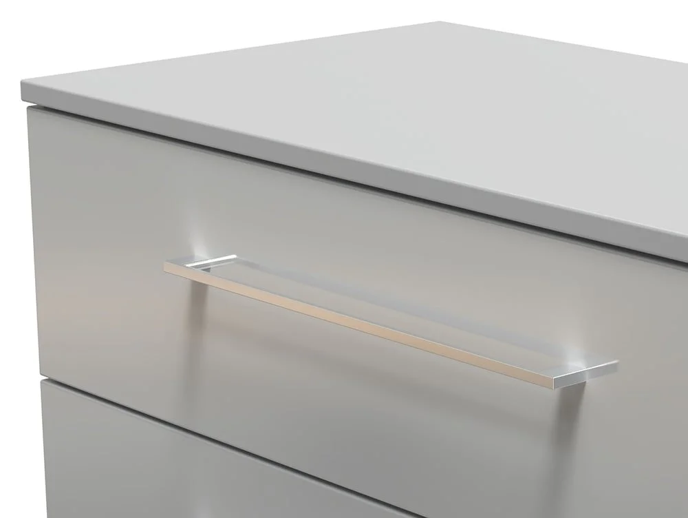 Welcome Worcester 3 Drawer Deep Chest of Drawers (Assembled) - Image 3